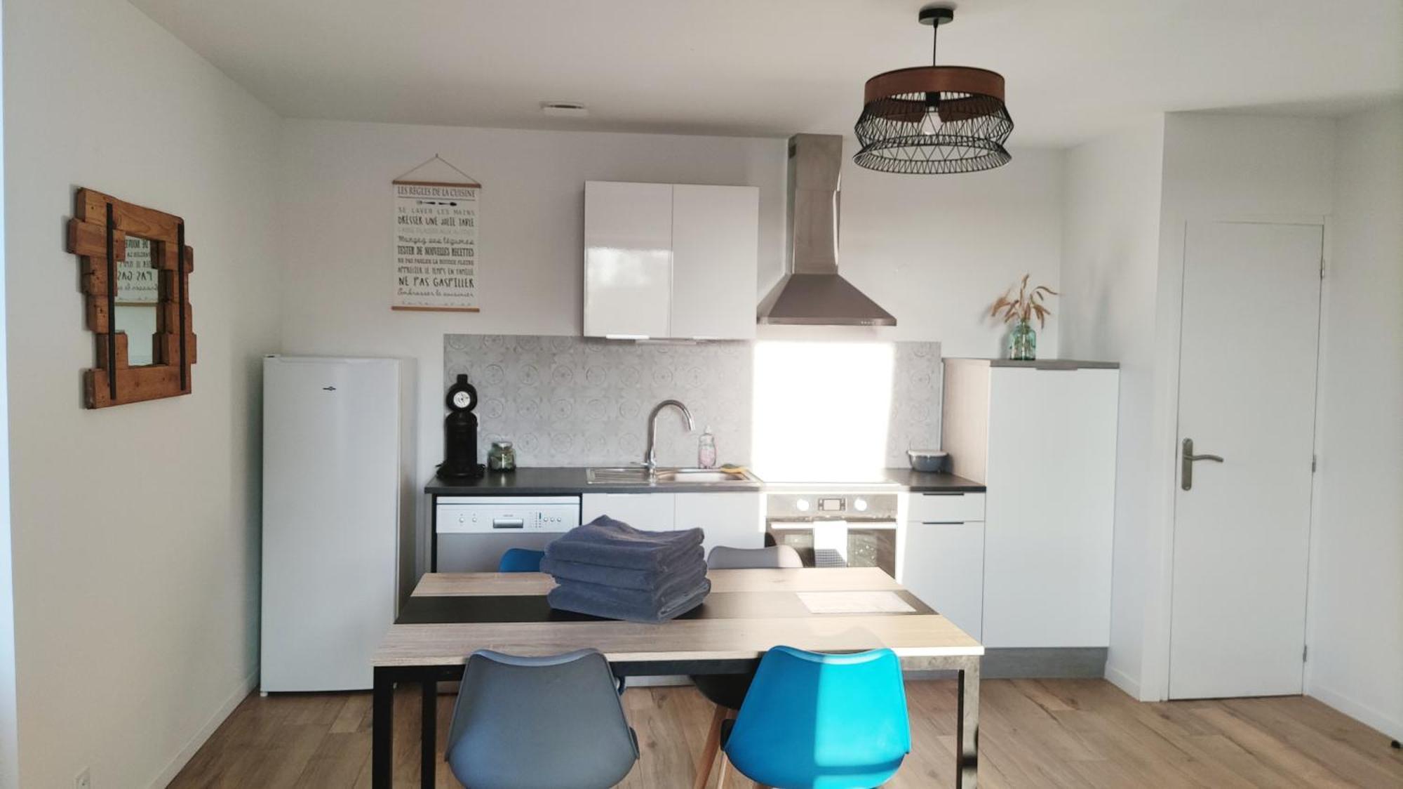 Appartement Duplex Dans Une Ancienne Usine Beaupréau-en-Mauges Buitenkant foto